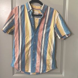 American Eagle Short Sleeve Shirt - Sz Small